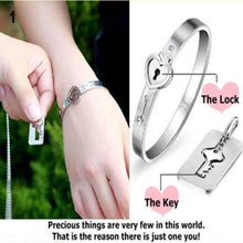 Load image into Gallery viewer, Heart Lock Bracelet &amp; Key Necklace